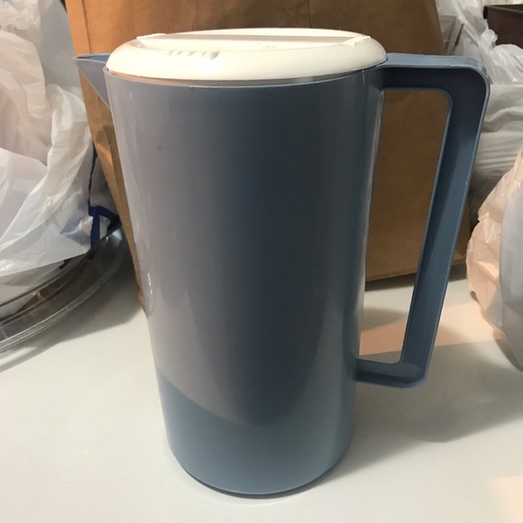 Vintage Serving Pitcher - Picture 2 of 6